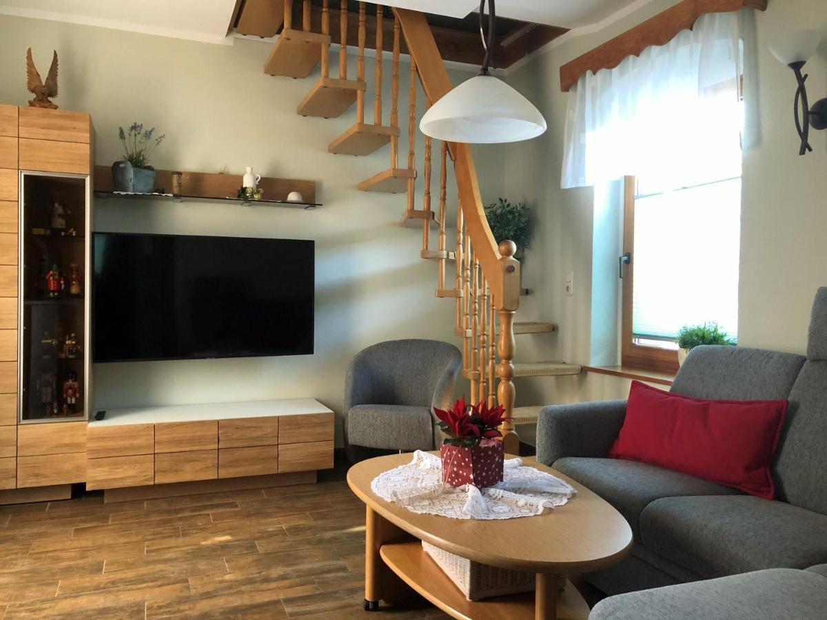 Ferienhaus Erzgebirge "An Der Trebe" Mit Kamin Und Sauna Neuhausen  Bagian luar foto