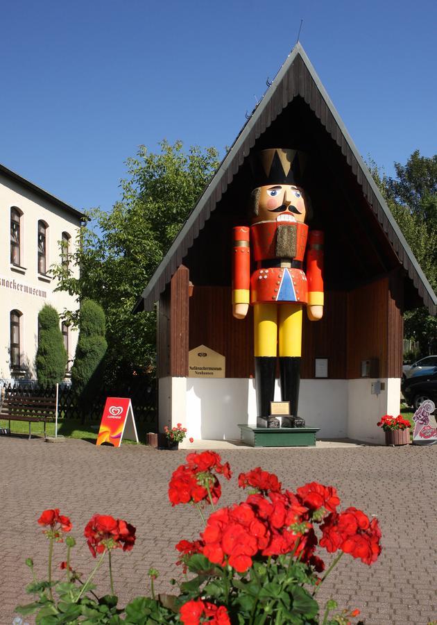 Ferienhaus Erzgebirge "An Der Trebe" Mit Kamin Und Sauna Neuhausen  Bagian luar foto